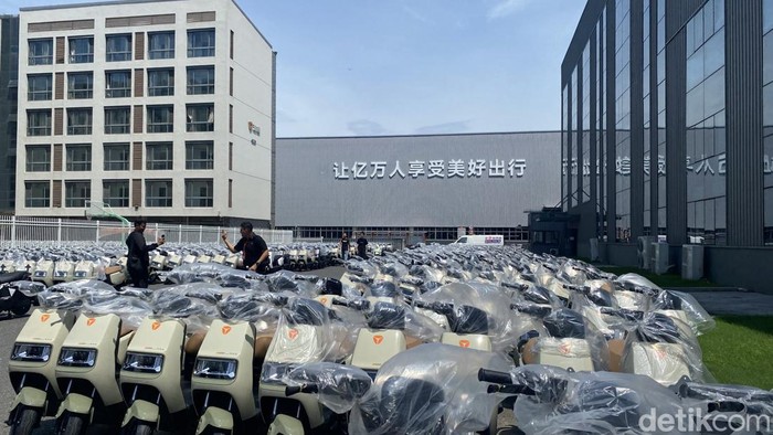 Array,Pabrik Terbesar Yadea di China: Tiap 25 Detik Bisa Keluar 1 Kendaraan Listrik