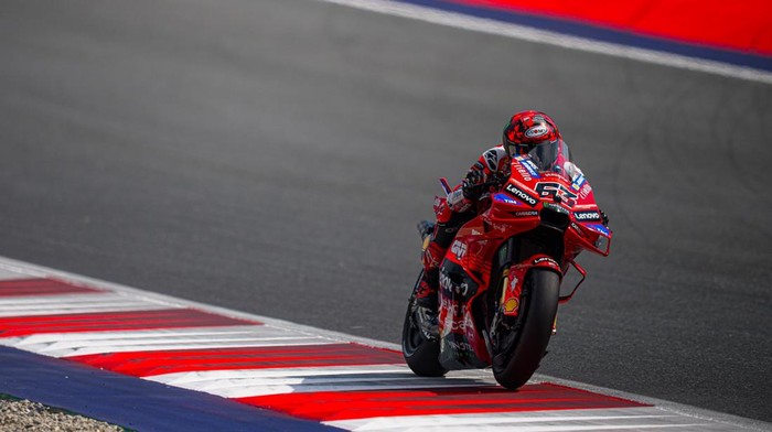 Array,Bagnaia Tunggu Penjelasan Ducati soal Motornya, Kesabaran Sudah Mulai Habis