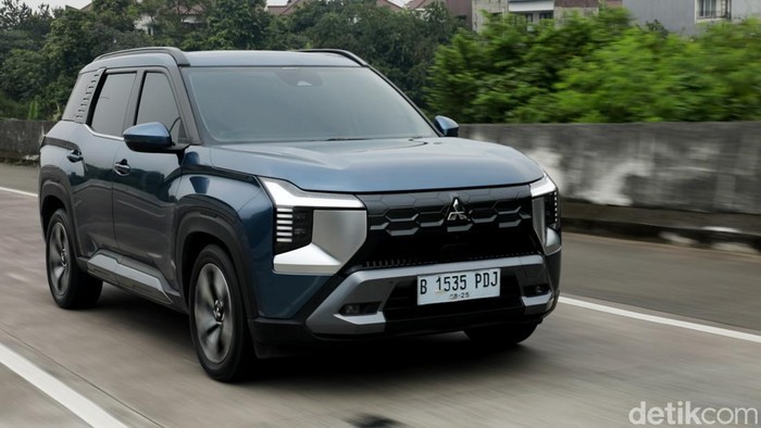 Array,Harga Mitsubishi Destinator di Surabaya, Beda Segini Sama Jakarta