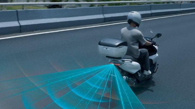 Array,Lebih Canggih dari PCX! Honda Rilis Skutik Bongsor Baru, Segini Harganya