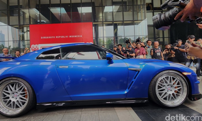 Array,Nissan GT-R di OTT Wamenaker Noel Ebenezer Pakai Pelat Mati-Tak Terdaftar