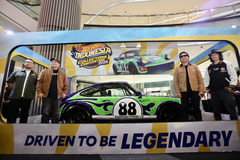 Array,Desain Hot Wheels Convention Car 2025 Ini Diterapkan pada Porsche 911!