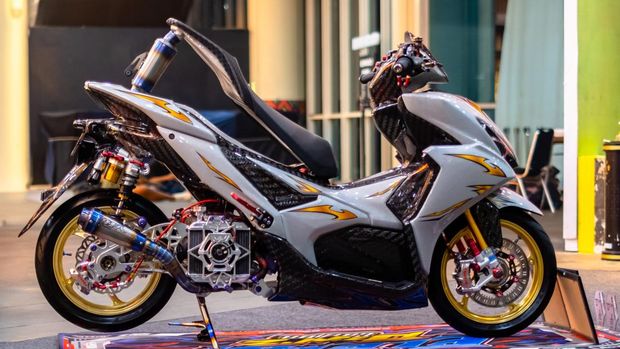 Array,Modifikasi Gahar Yamaha Aerox Alpha, Bukan buat Kaum Mendang-mending