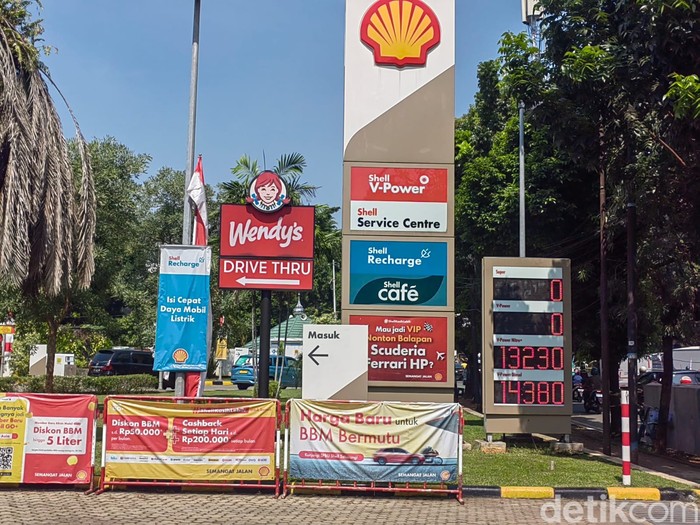 Array,Stok BBM di SPBU Shell Banyak yang Kosong, Sampai Kapan?