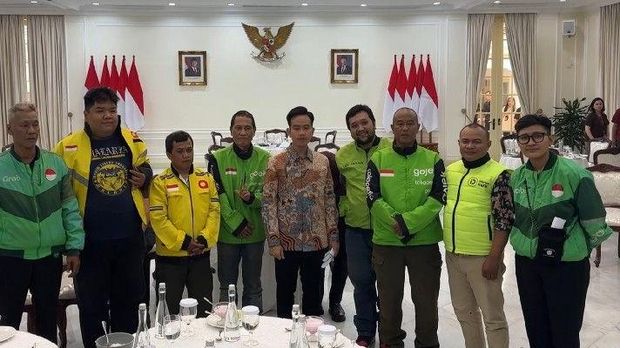Array,Terkuak! Ini Isi Pembicaraan 8 Driver Ojol dengan Gibran di Istana