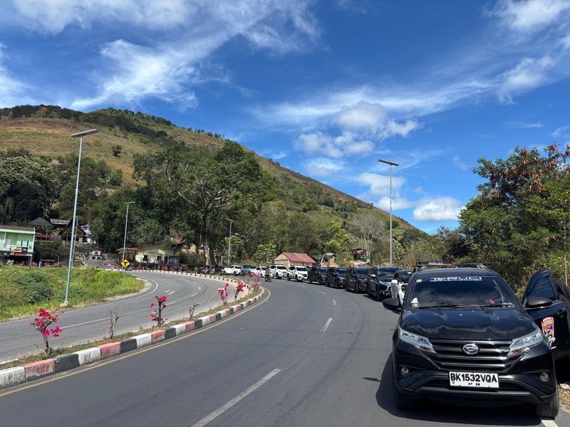Array,Komunitas Terios Rush Rayakan Ultah Ke-18 Sambil Jajal Mobil Hybrid