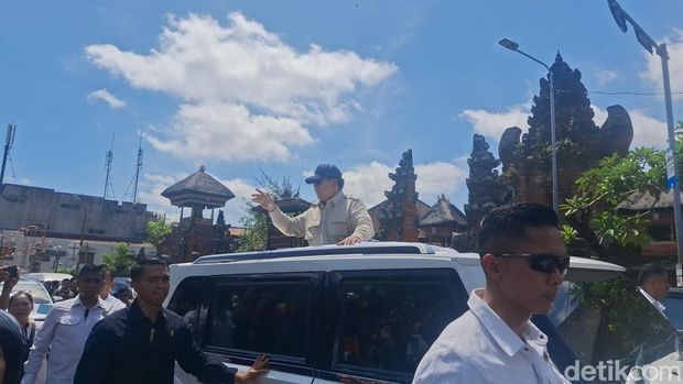 Sindir Mobil Gubernur Rp 8 M, Prabowo: Mobil Presiden Saja Rp 700 Juta