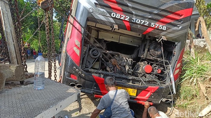 Array,Ngeri, Ini Hasil Investigasi Kecelakaan Bus Maut di Bromo