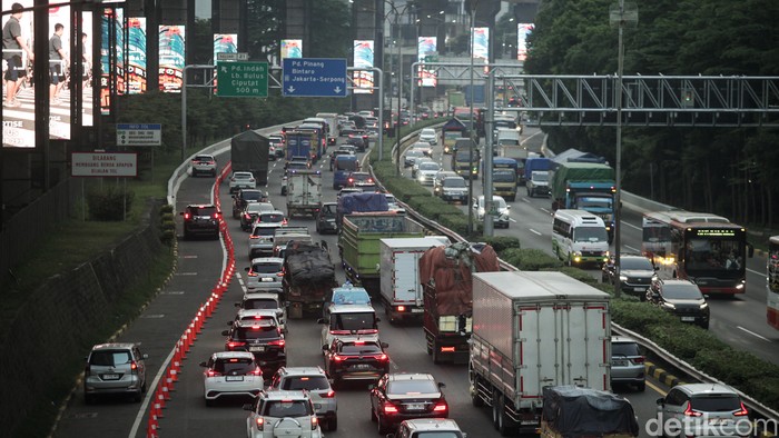 Array,Gerbang Tol Fatmawati Gratis Ampuh Urai Macet, Lanjut sampai Oktober