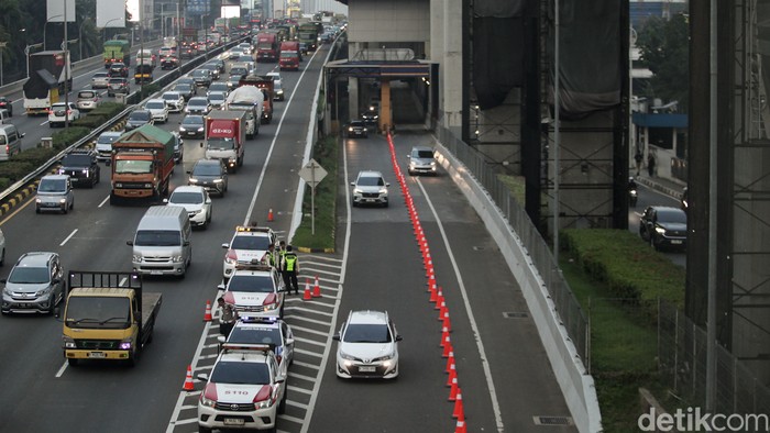 Array,Pramono Klaim Uji Coba Rekayasa Lalin TB Simatupang Bisa Kurangi Kemacetan