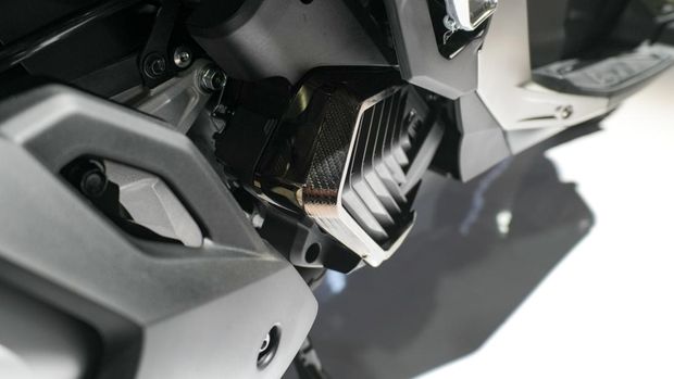 Array,Ogah Tampil Biasa, Ini Harga Aksesori Resmi Honda ADV 160 Terbaru