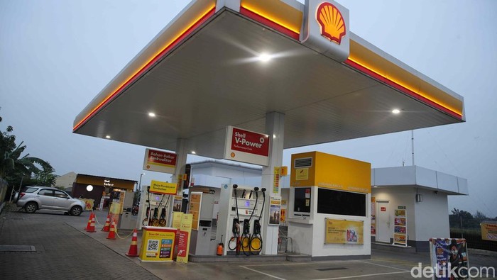 Array,SPBU Swasta Beli BBM dari Pertamina, Bahlil: Harga Tidak Ada Kenaikan