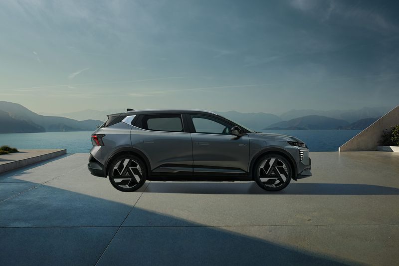 Array,Mitsubishi Eclipse Cross Lahir Kembali, Kini Jadi Mobil Listrik Murni