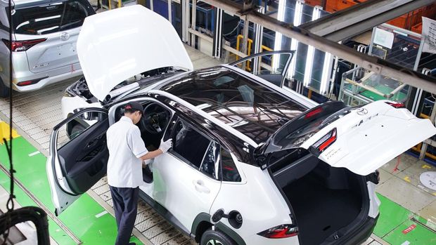 Array,Kontribusi Toyota untuk Indonesia: Investasi Rp 100 T, Serap 360.000 Pekerja