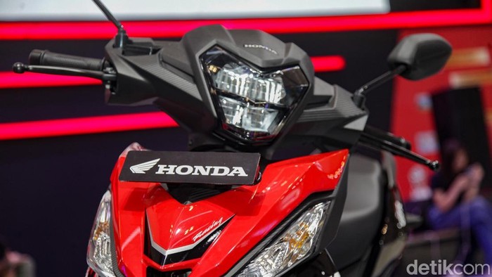 Array,Honda Supra GTR Tumben Nongol di Pameran, Motor Bebek Masih Ada Peminat?