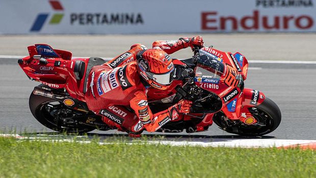 Array,Bukan Marquez! Sprint Race MotoGP Mandalika 2025 Milik Bezzecchi