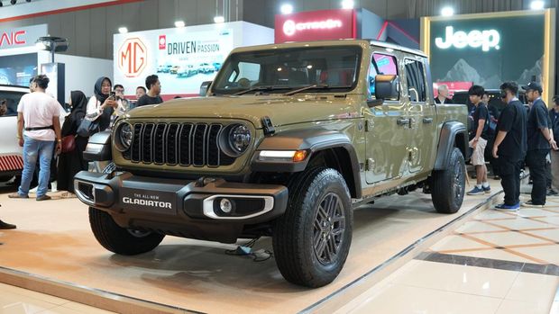 Array,Jeep Gladiator Sport dan Rubicon Meluncur di RI, Harganya Rp 2,6 M!