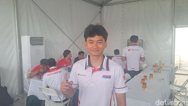 Array,Tantangan Pebalap Indonesia Arbi Aditama Berlaga di Moto3 Mandalika