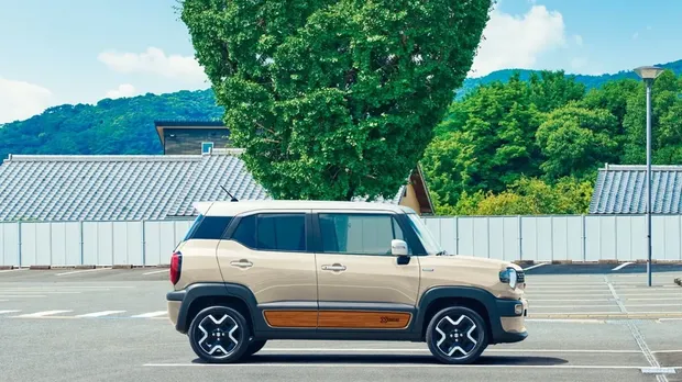 Array,Mobil Imut Suzuki XBee Meluncur