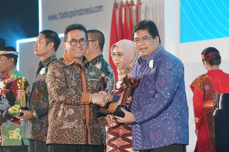Array,Hasil Kerja Keras Toyota Indonesia dari Kementerian Perdagangan