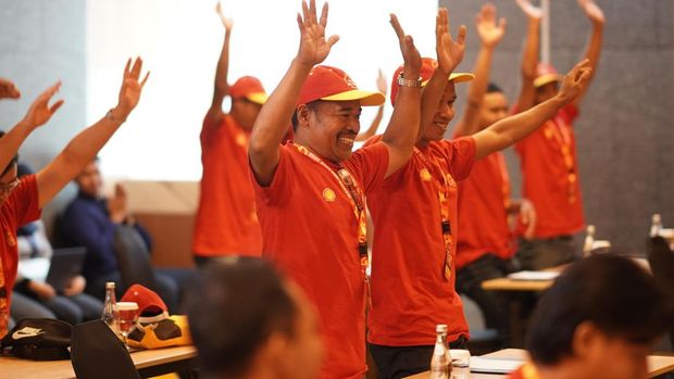 Array,Shell Latih Lebih dari 1.800 Mekanik