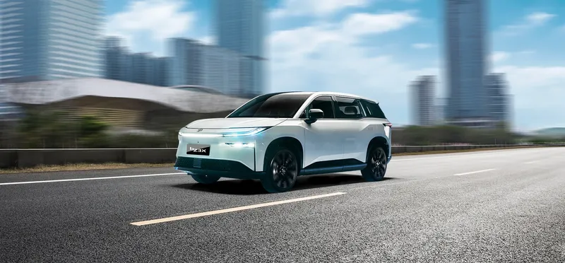 Array,Pertama di Dunia! Toyota bZ3X Setir Kanan Meluncur, Harga Rp 400 Jutaan