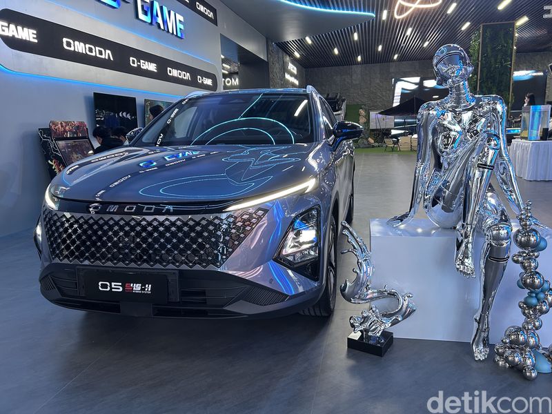 Array,Bocoran Mobil Baru Chery: C5 CSH, Irit Tapi Dahsyat