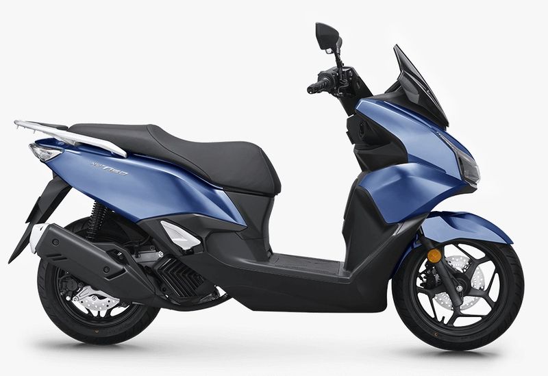 Canggih Banget! Skutik Baru Honda Punya Dashcam dan Radar