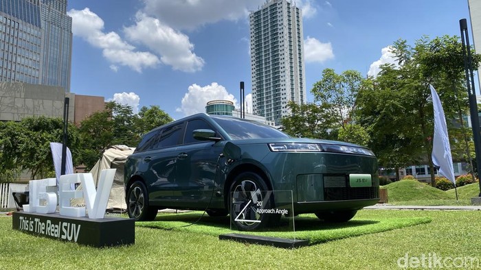 Jaecoo J5 Dibanderol Rp 200 Jutaan Unitnya Terbatas, Berapa Harga Asilnya?