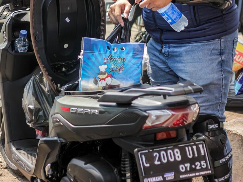 Grebek Pasar Rame di Gresik, Yamaha Buktikan Ketangguhan GEAR ULTIMA