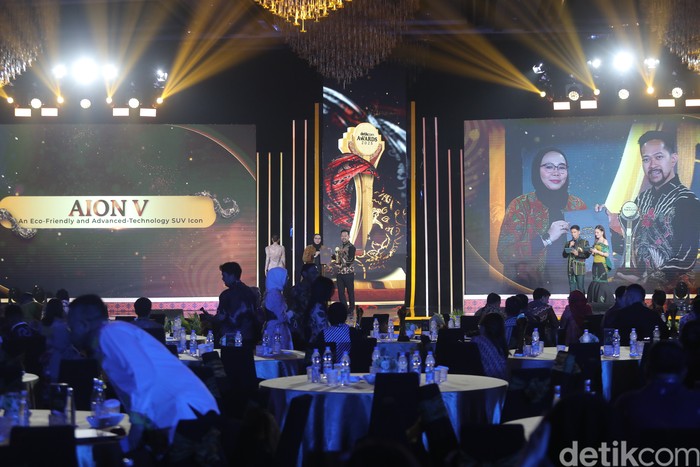 AION V Sabet Penghargaan An Eco-Friendly and Advanced-Technology SUV Icon