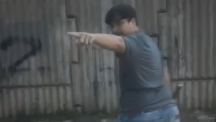 Ketemu Sopir Arogan Kayak Karimun Acungkan Pedang, Lawan atau Cuekin?