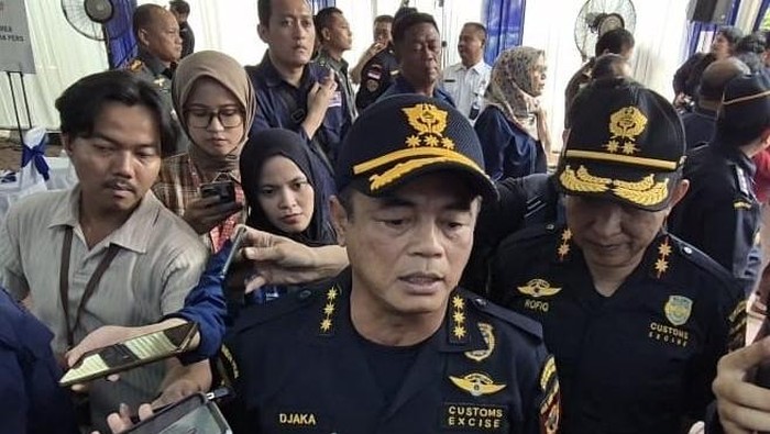 Intip Garasi Bos Bea Cukai yang Janji Berbenah usai Diancam Purbaya