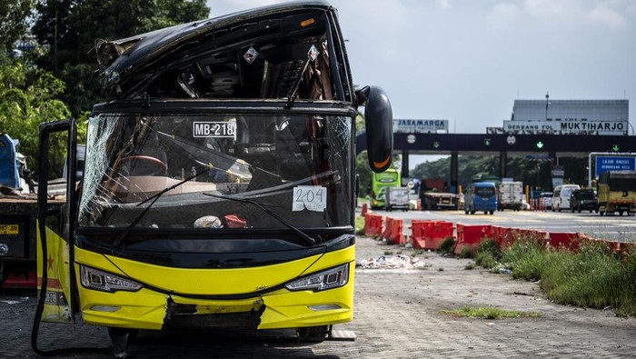 Sopir Bus Cahaya Trans Gantian di Subang, Minim Jam Terbang