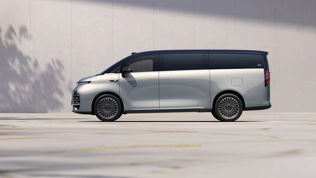 MPV Baru Pesaing Alphard Meluncur, Harga Mulai Rp 657 Jutaan