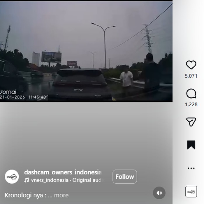 Viral BYD Atto 1 Motong Lajur, Diklakson Panjang Nggak Terima Malah Mukul