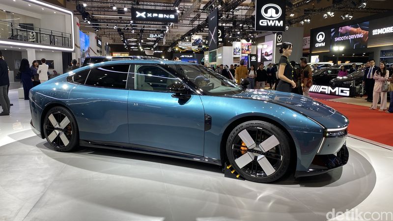 Xpeng Bawa The Next P7 di IIMS 2026, Jarak Tempuh 820 Km!