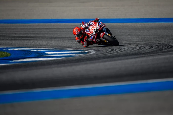 Bos Michelin Ungkap Penyebab Ban Motor Marquez Bocor, Dialami Martin Juga