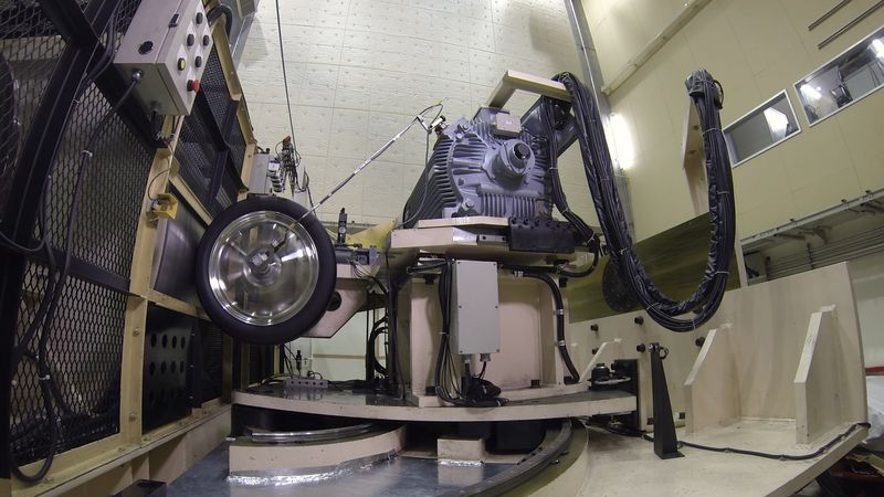 Standar Pengujian Ketat Ban Bridgestone Sebelum Dipasarkan