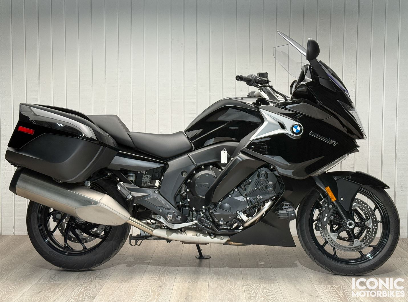 Anda Bisa Memiliki Dua Motor Ewan McGregor Sekarang Juga