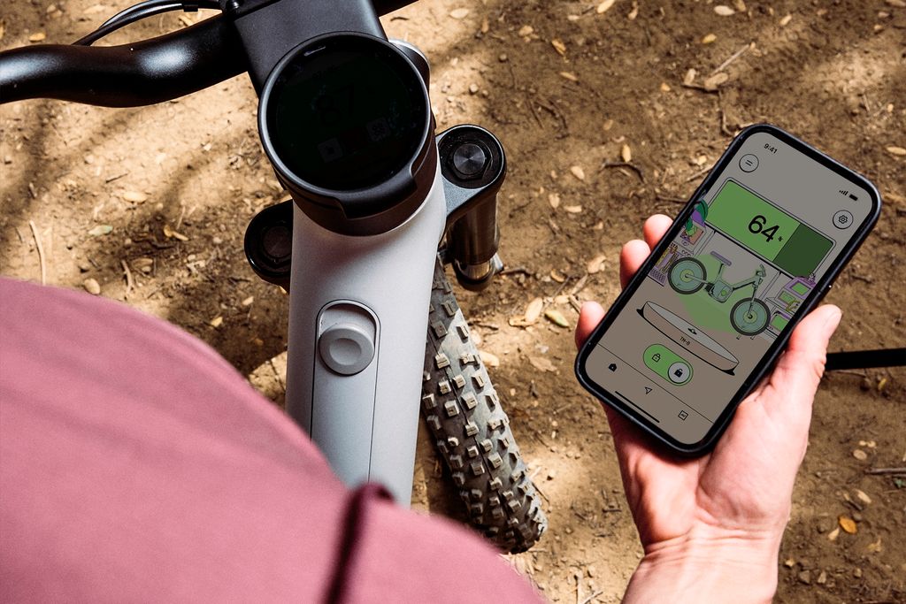 Juga aplikasi ponsel e-bike.
