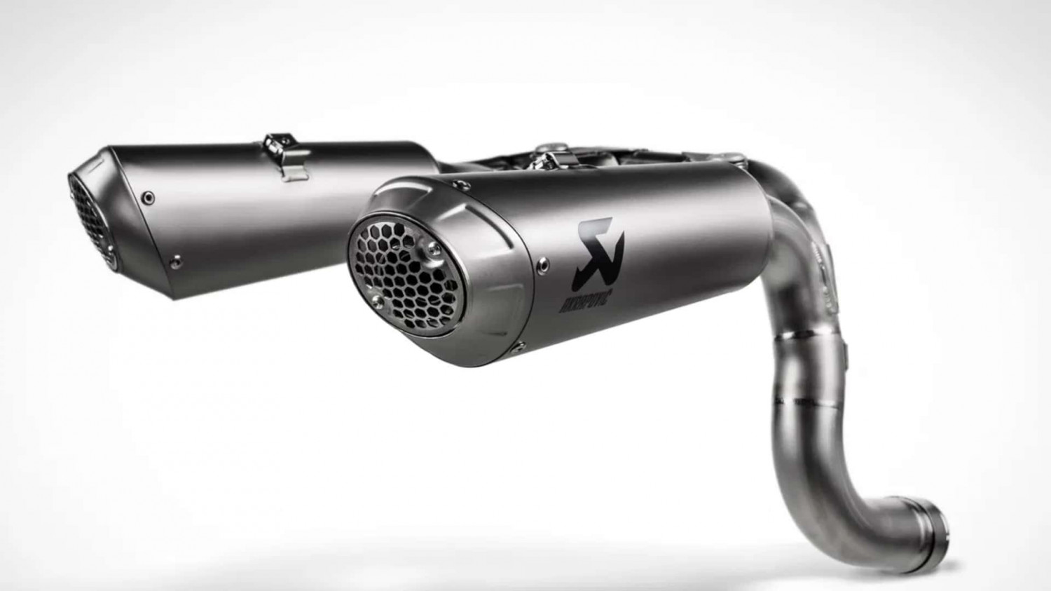 Akrapovič presenta nuevos escapes para los modelos Ducati V2