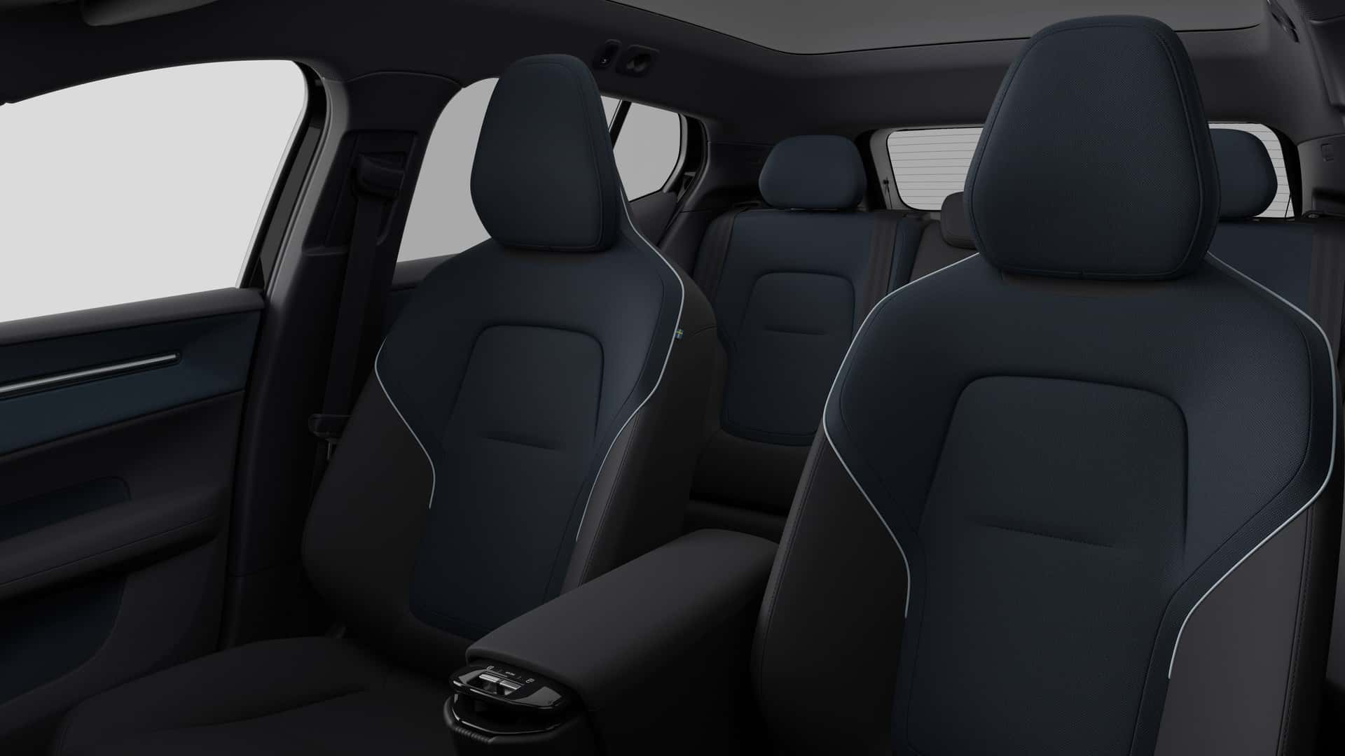 Volvo EX30 Black Edition