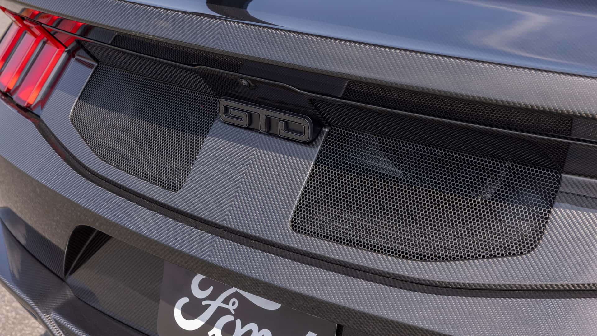 Ford Mustang GTD Liquid Carbon
