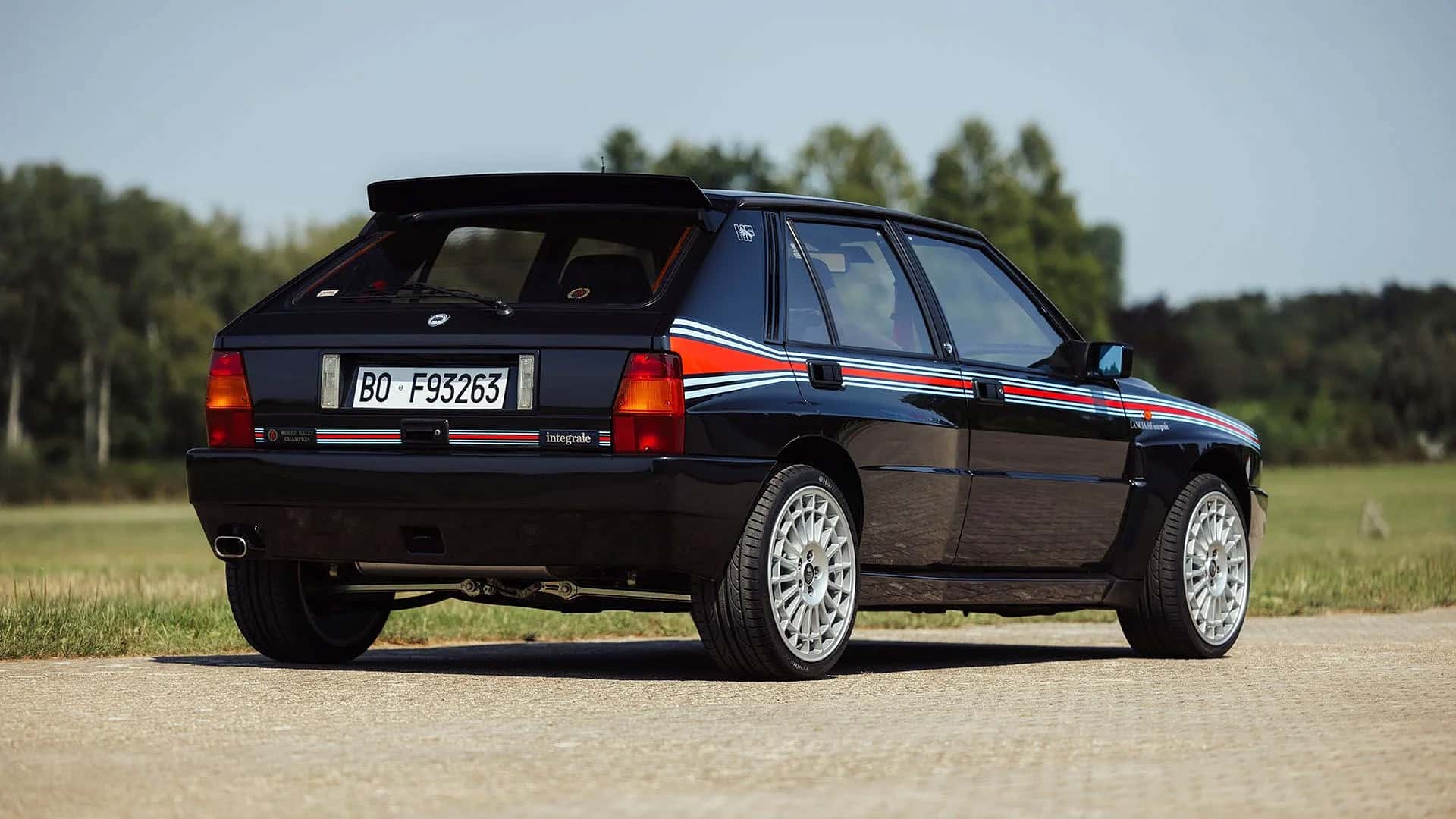 Lancia Delta HF Integrale Evo Martini 5 (1992), noire pour Vasco Rossi