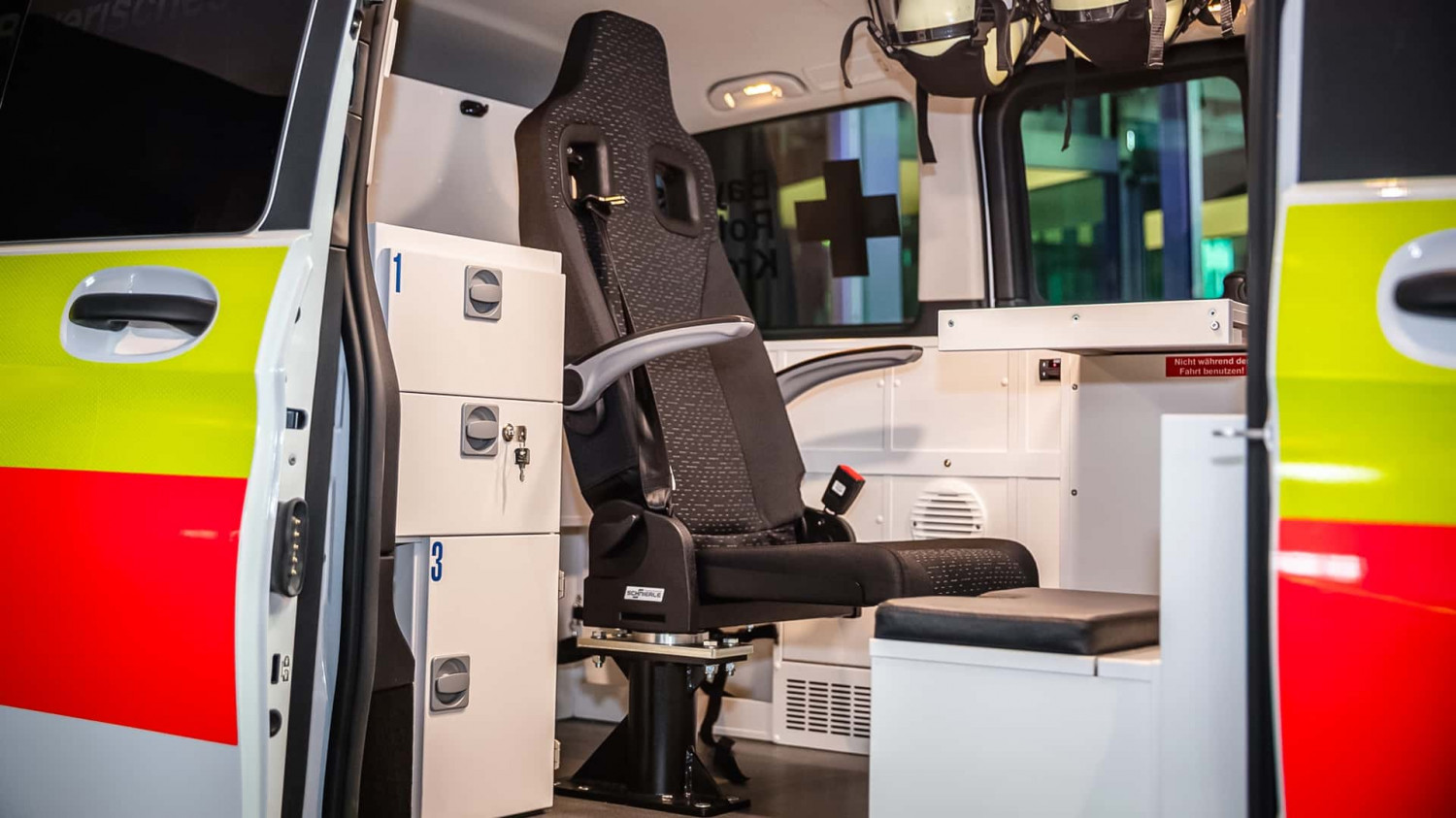 Neue Einsatzfahrzeuge fürs BRK: Wissen Sie, was ein REF ist?