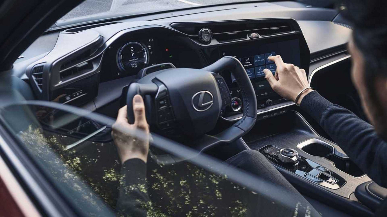 China Is Banning The 'Yoke' Steering Wheel