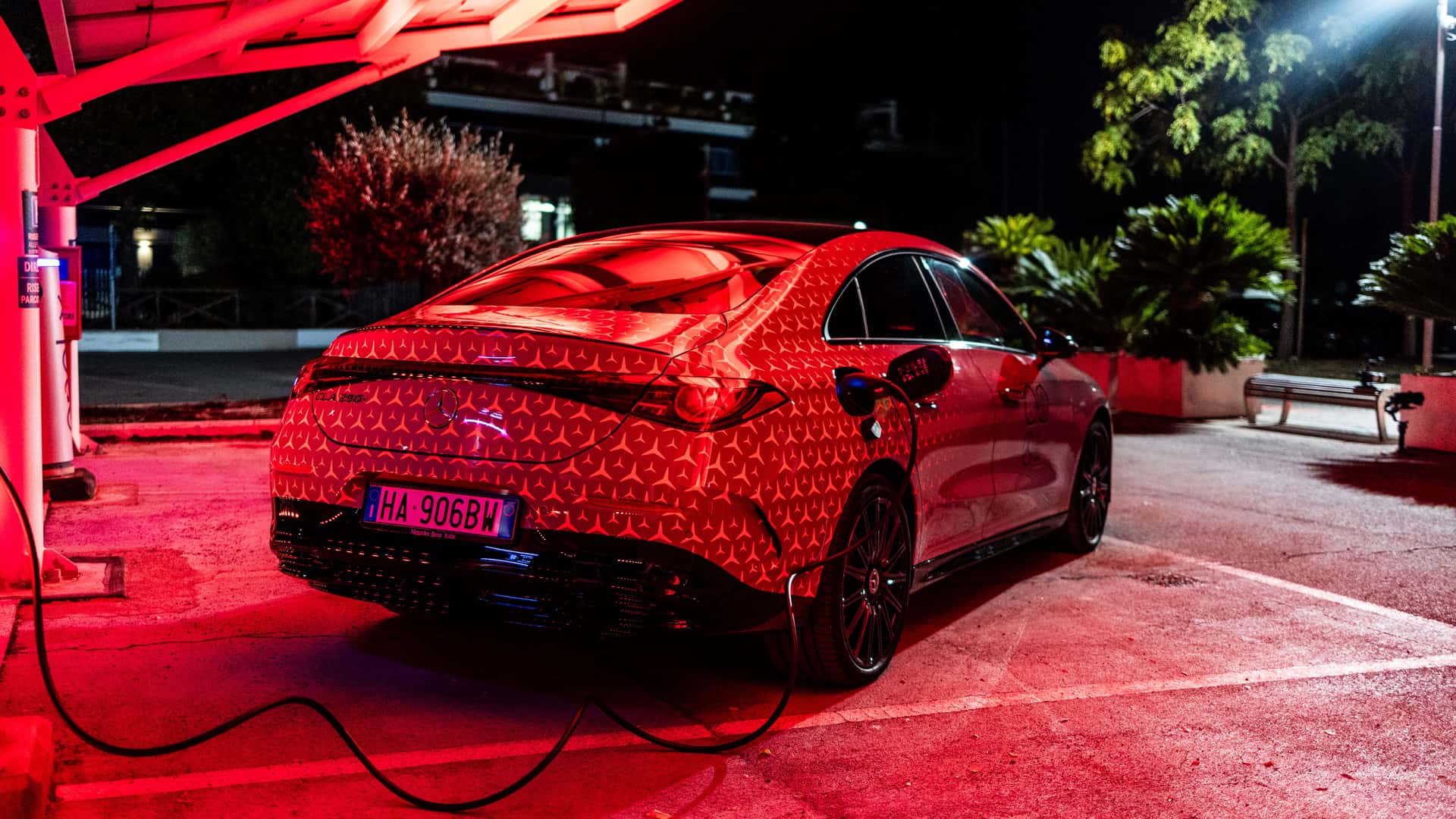 La Mercedes CLA 250+ sur le Grand périphérique de Rome