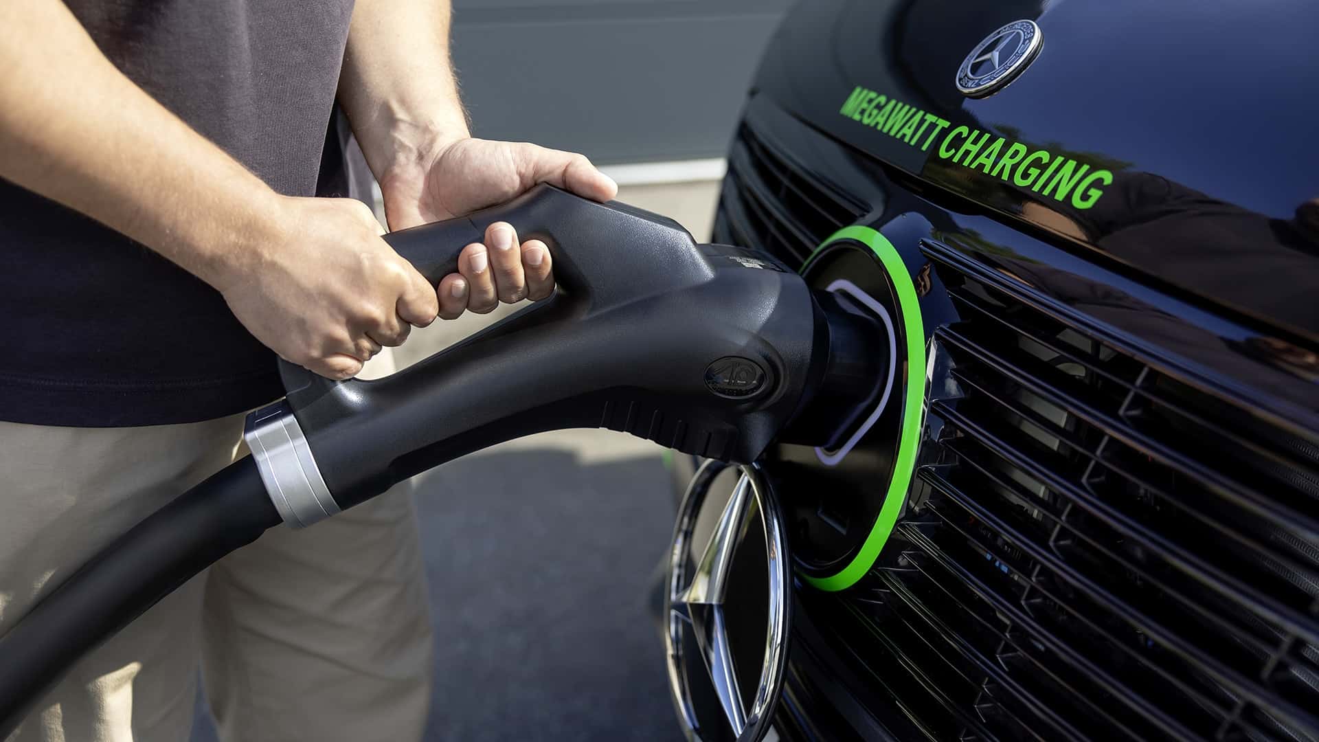 Mercedes-ELF, le véhicule expérimental pour les technologies de recharge
