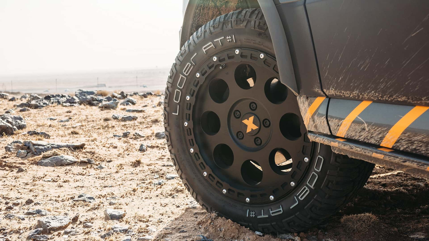 En fourgon au Dakar : un kit tout-terrain transforme le MAN TGE